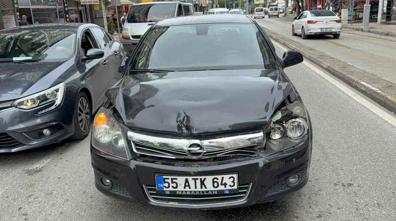 İki Otomobil Çarpıştı: 1 Yaralı