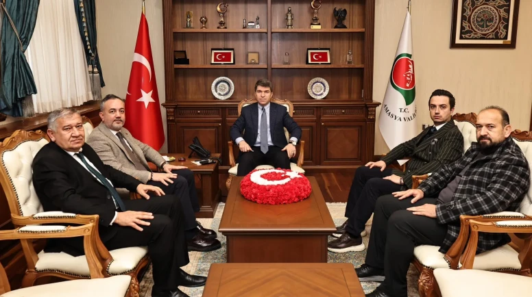 Vali Bakan’la Hokey Federasyonu Heyeti  Bir Araya Geldi