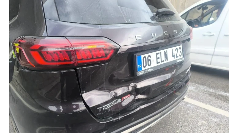 Zincirleme Trafik Kazası