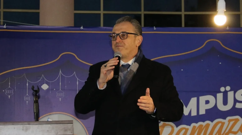 Vekil Öğrencilerle İftarda