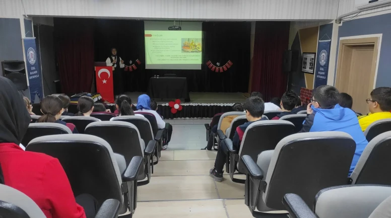 Amasya’da Öğrencilere Sağlıklı Yaşam Eğitimi Verildi