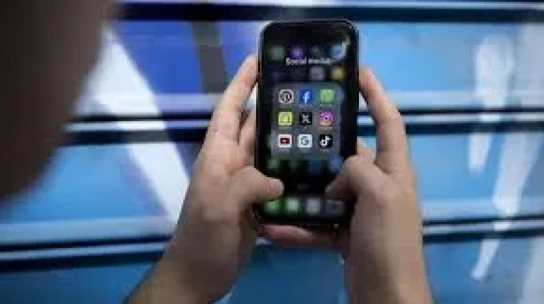 Sosyal Medyaya Yaş Sınırı Geliyor!