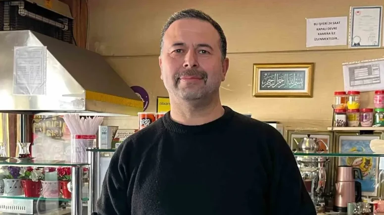 Heimlich manevrasıyla öğrenciyi kurtaran market sahibi: "Elimi öpmeye geldi, dua etti"