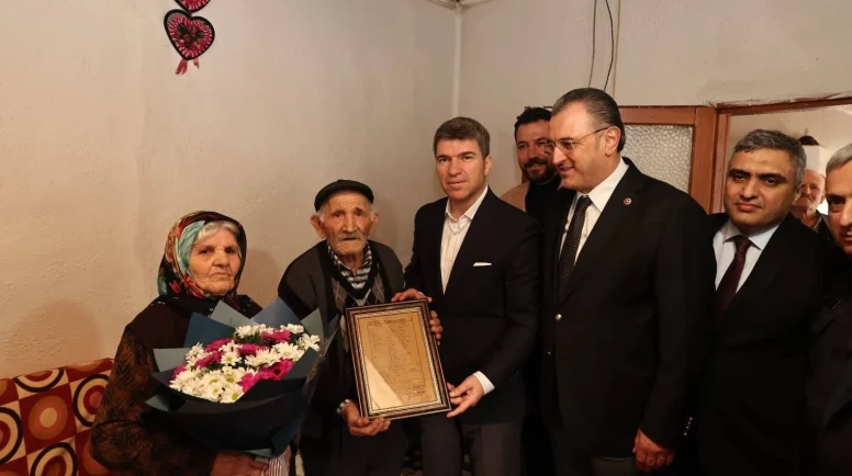 68 Yıllık Evliliğe Vali Ziyareti: Esen Çifti Aile Yılı’na Damga Vurdu