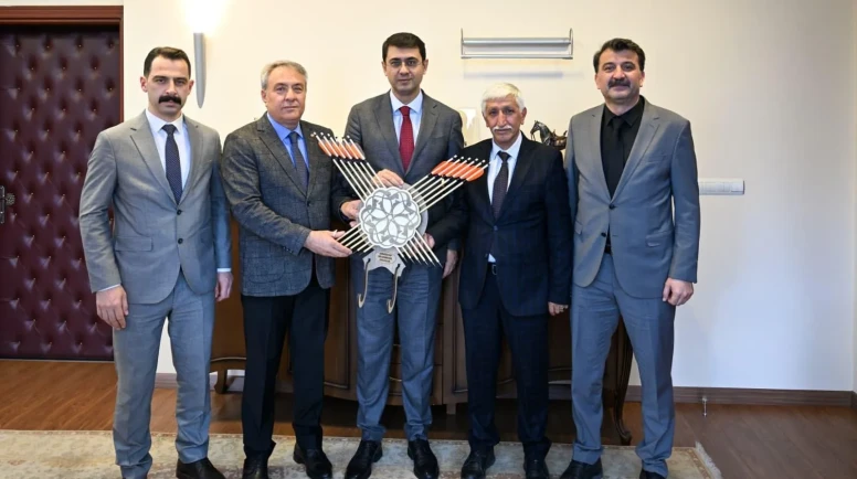 Kılıç’dan Vali Kartal’a Ziyaret