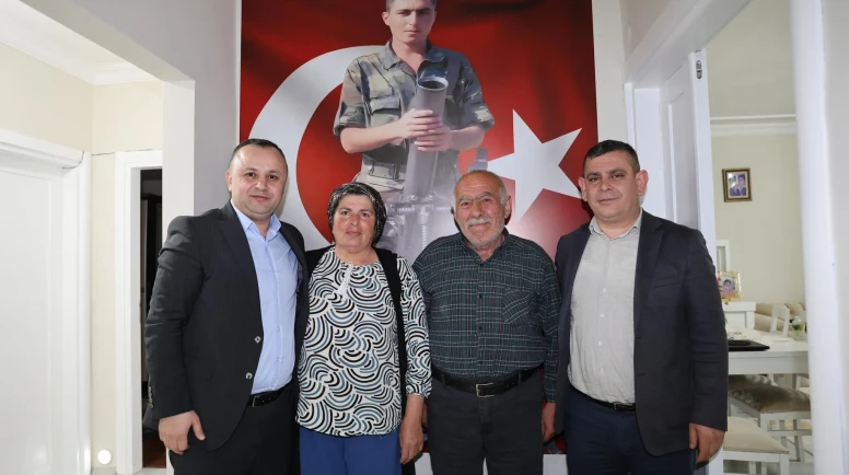 Şehit Ailelerine Vefa: Başkan Yanlarında