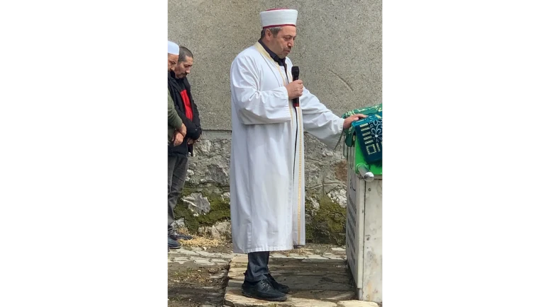 Çorum’da Helallik Mevtadan İstendi