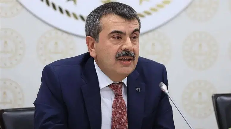 Milyonlarca öğrenci ve veliyi ilgilendiren değişiklik yolda: Ara tatiller tarih mi oluyor?