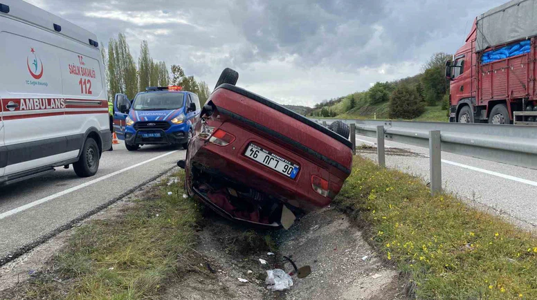 Çorum-Sungurlu Karayolu’nda Takla Atan Otomobil: 5 Kişi Yaralandı