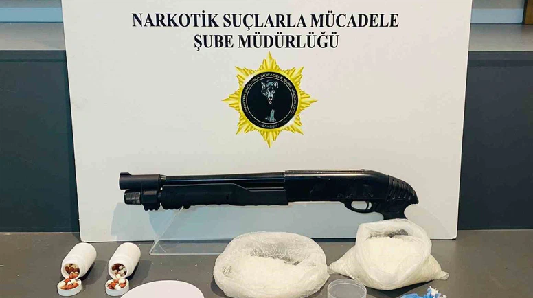 Narkotik Operasyonu: 831 Gram Metamfetamin Ele Geçirildi