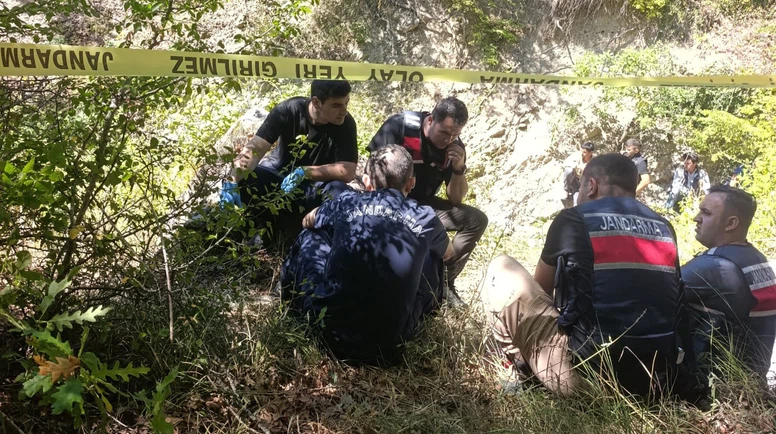 Koyunlarını Otlatmaya Giden Adam Ölü Bulundu