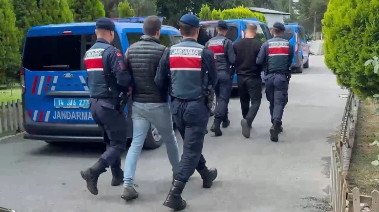 Sahte Altın Operasyonu: 3 Kişi Suçüstü Yakalandı!