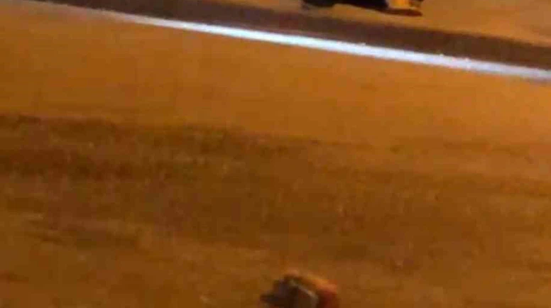Cadde Ortasında Sopalı Kavga: 1 Yaralı