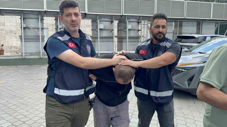 İş Arkadaşları Arasında Falçatalı Kavga: 1 Kişi Ağır Yaralandı