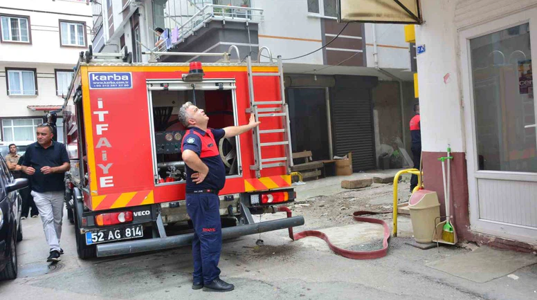 Ocakta Unutulan Yemek Paniğe Neden Oldu