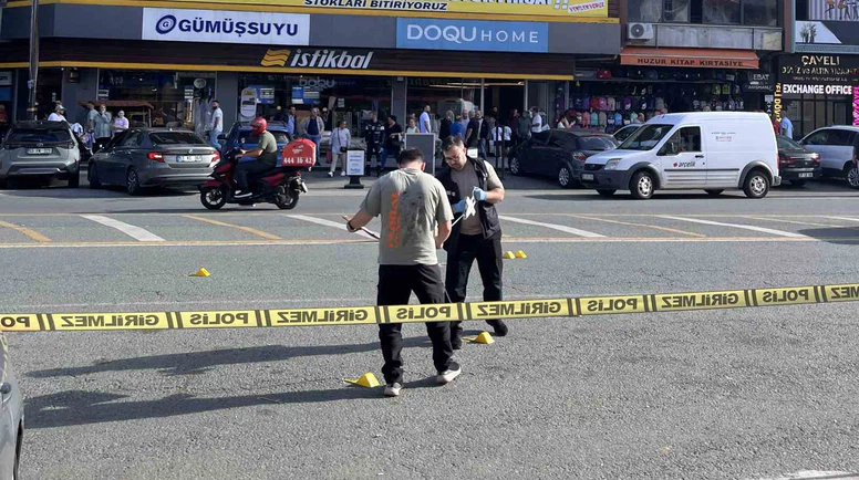 Banka Önünde Silahlı Saldırı: 29 Yaşındaki Şahıs Ağır Yaralandı