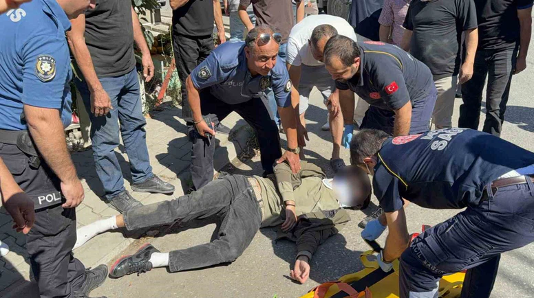 Motosiklet Otomobille Çarpıştı: 2 Yaralı, 1’inin Durumu Ağır!