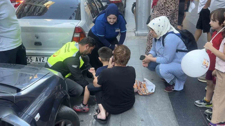Otomobilin Çarptığı 5 Yaşındaki Çocuk Yaralandı
