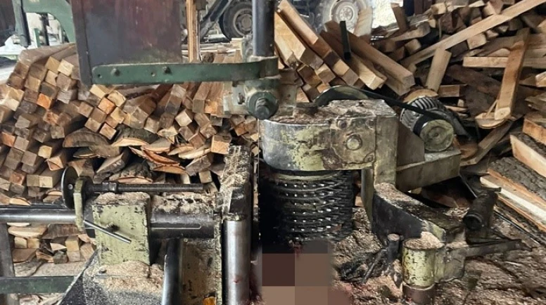 İş kazası: Elini hızar makinesine kaptırdı