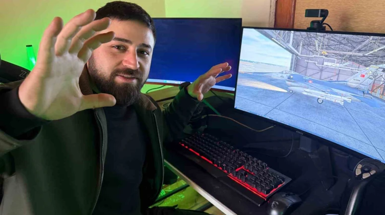 Youtuber gençten çatı katından sanal F-16 eğitimi