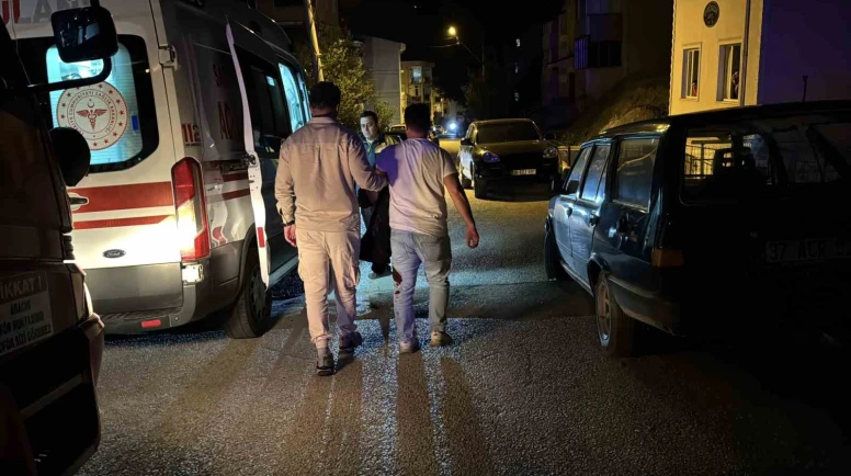 Kadın eski eşini bıçakla yaraladı