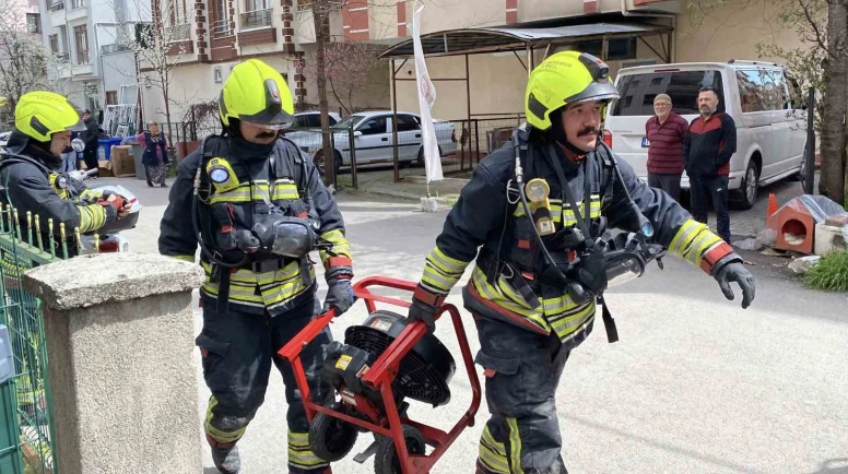Prizde unutulan saç kurutma makinesi yangın çıkarttı, ekipler harekete geçti