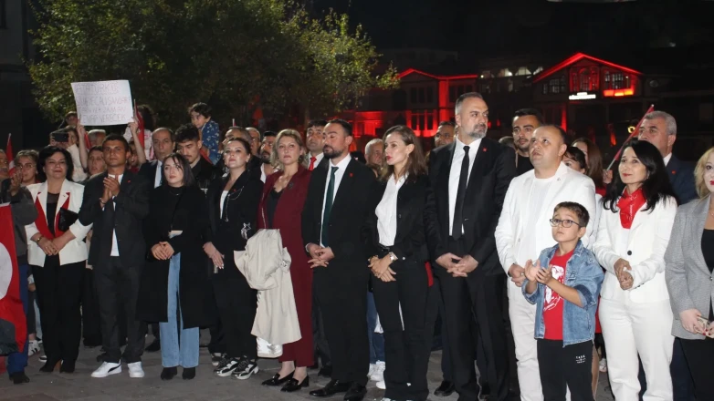 Cumhuriyet Bayramı Kapsamında Kortej Gerçekleştirildi