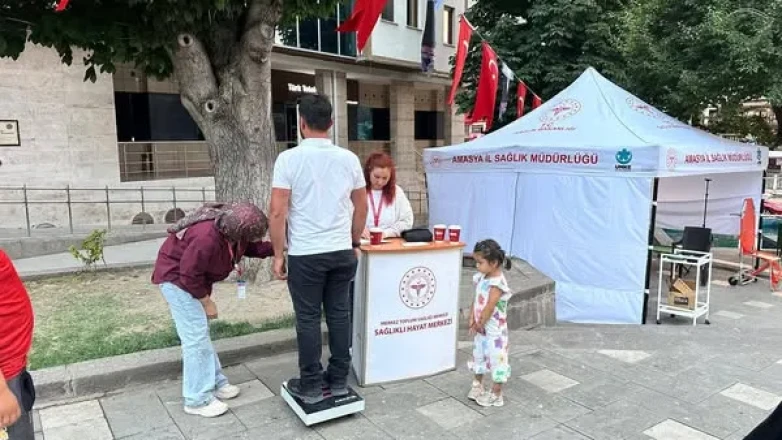 Amasya’da “İdeal Kilonu Öğren, Sağlıklı Yaşa” Kampanyasıyla Vatandaşlar Bilinçlendirildi