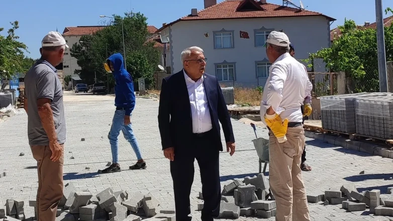 Başkan Kemal Şahin, Üstyapı Çalışmalarını Yerinde İnceledi