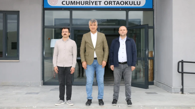 Katipoğlu, Taşova’da Öğrencilerle Buluştu