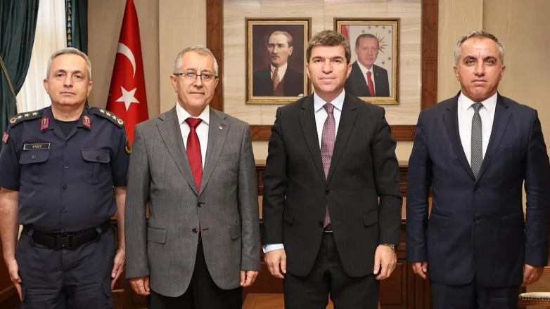 Jandarma Asayiş Vakfı’ndan Vali Önder Bakan’a Ziyaret
