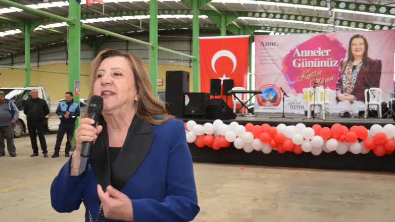 Gümüşhacıköy’de Anneler Günü Coşkusu
