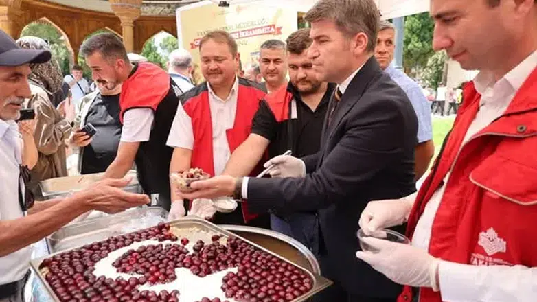 Amasya'da Aşure Kazanı Kardeşlik İçin Kaynadı!