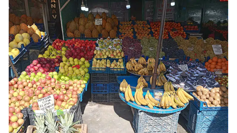 Merzifon Halk Pazarında Kış Hazırlığı Başladı: İşte Güncel Fiyatlar