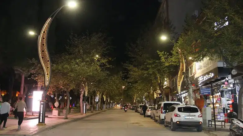 Merzifon’da Trafik Sorunu Büyüyor mu? İşte Dikkat Çeken Caddeler!