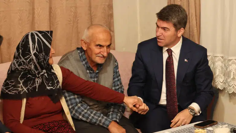 Amasya Valisi’nden Şehit Ailesine Ziyaret