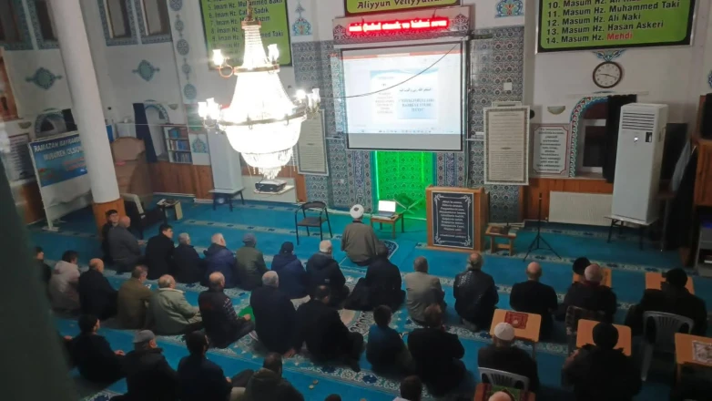 Çorum’da Aleviler Ehli Beyt Camilerinde Kadir Gecesi’ni İhya Etti