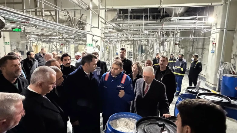 Bakan Kurum Ahlatcı Barut Fabrikası İncelendi