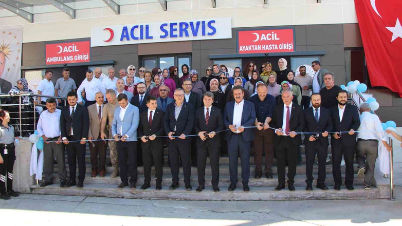 Haluk İpek: “Türkiye Sağlık Hizmetlerinde Dünyaya Örnek”