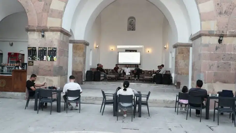 Merzifon’da Dini Musiki Geleneği Tarihi Medresede Yaşatılıyor