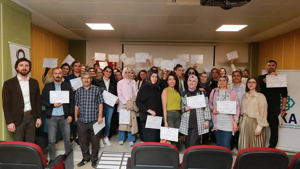 Amasya’da Poliklinik Sekreterlerine İletişim ve Dayanıklılık Eğitimi