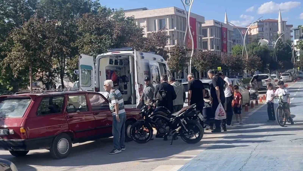 Çorum’da otomobil ile motosiklet çarpıştı: 1 yaralı