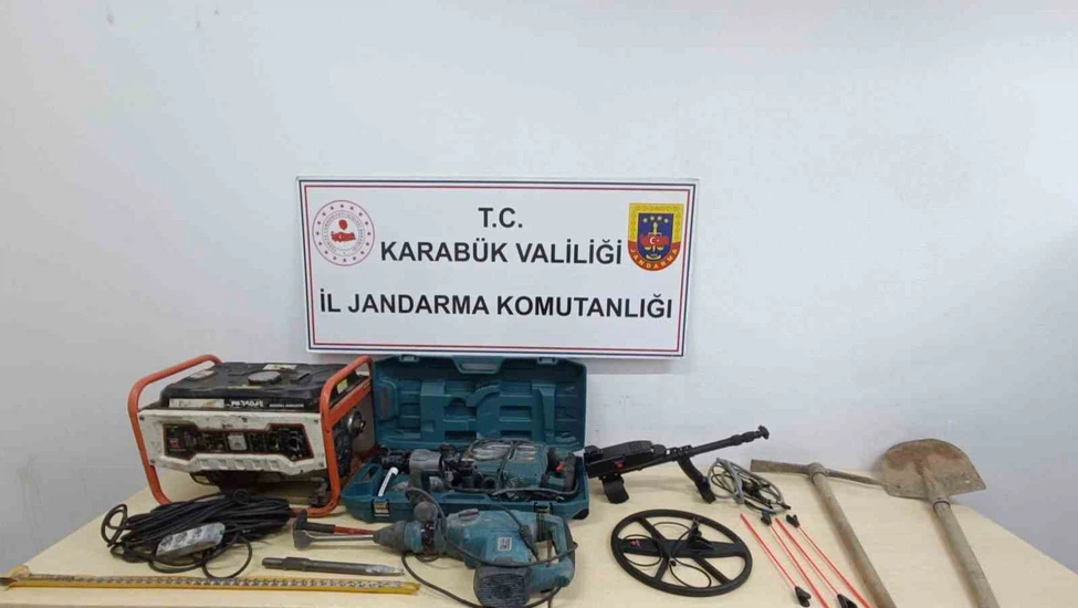 Kaçak Kazı ve Uyuşturucu Operasyonu: 10 Şüpheli Yakalandı