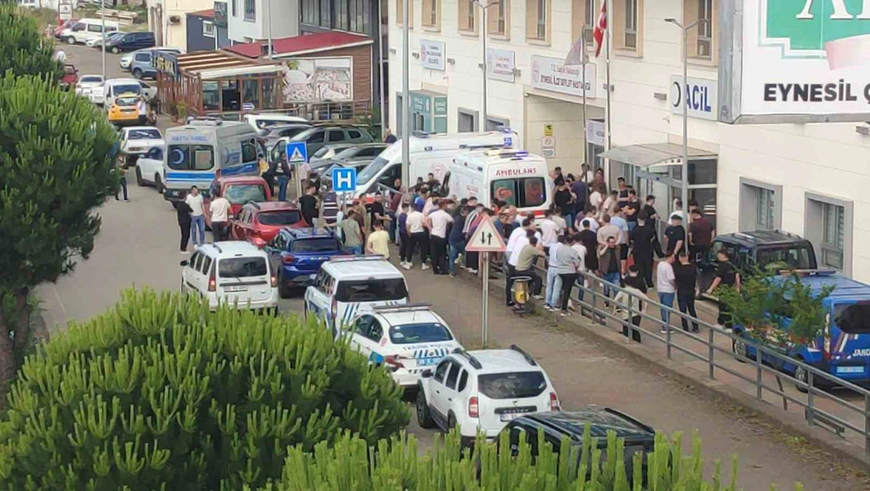 Borç Tartışması Kanlı Bitti! 21 Yaşındaki Genç Ağır Yaralandı