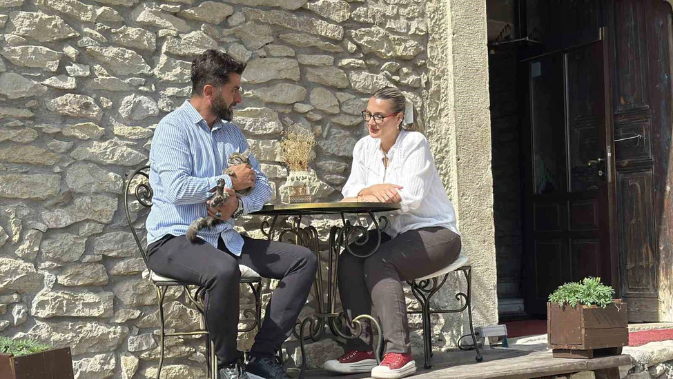 Pasta Süsünü Çikolata Sandı, Nefessiz Kaldı!