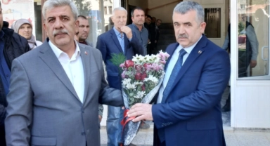 Hamamözü Belediyesi’nde Devir Teslim Töreni Yapıldı