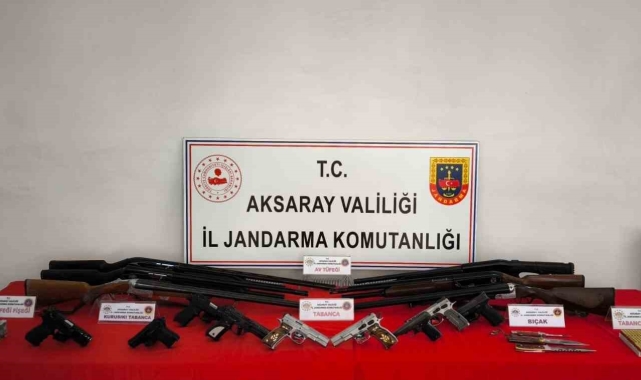 Düğün evinde cephanelik çıktı: 8 gözaltı