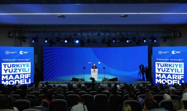 Cumhurbaşkanı Erdoğan: "Eğitim, siyasi tartışmalara konu olmamalı"