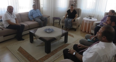 Kaymakam Karaaslan Şehit ve Gazi Yakınlarını Ziyaret Etti