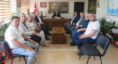 AK Parti Heyetinden Kaymakam Karaaslan'a Ziyaret